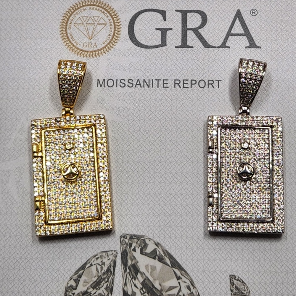 URN Jewelry VVS Moissanite Diamond Custom Made Vault Urn Keepsake Urn Pendant,